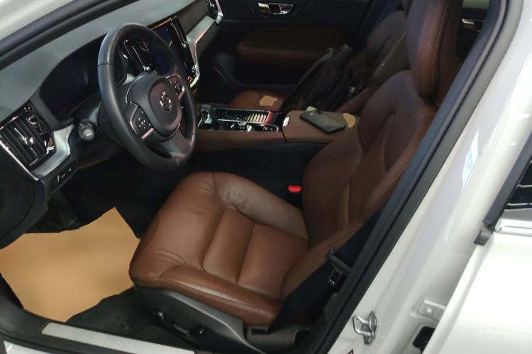 Used Volvo S60 New Energy 2022 T8 eDrive Hybrid All-Wheel Drive Smart Luxury Edition