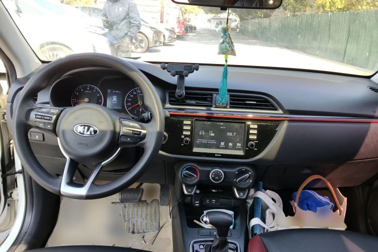 Used Kia KX Cross 2017 1.4L AT GLS