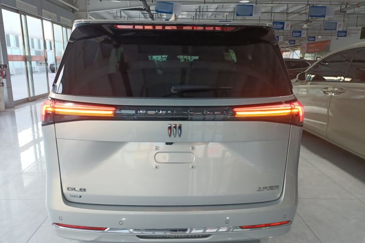 Used Buick GL8 New Energy 2025 Lu Shang Luxury Edition 7-Seater
