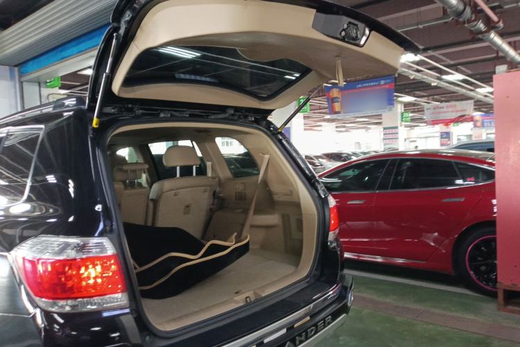 Used Toyota Highlander 2012 2.7L Two-Wheel Drive 7-Seater Luxury Edition
