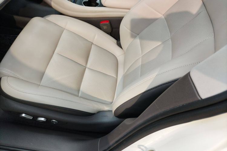 Used  L6 2024 Max Standard Edition
