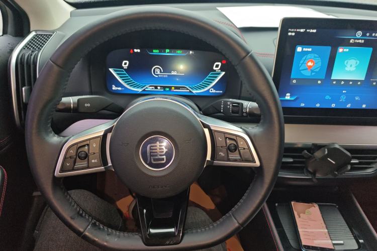 Used BYD Tang New Energy 2018 DM 2.0T All-Wheel Drive Smart Connectivity Luxury Model 7 Seats China V Emission Standard
