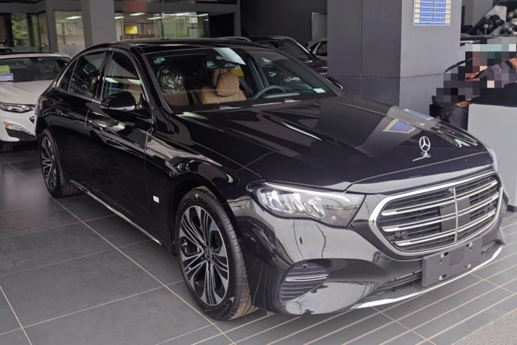 Used Mercedes-Benz E-Class 2025 Facelift E 300 L Luxury Edition
