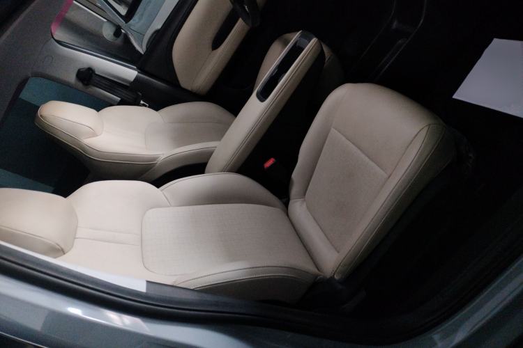 Used Wuling Bingo PLUS 2024 510 km Flagship Edition Four-Seater Version
