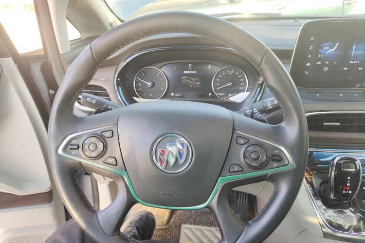 Used Buick GL8 2021 Land Cruiser Executive Class 652T Smart Luxury Model