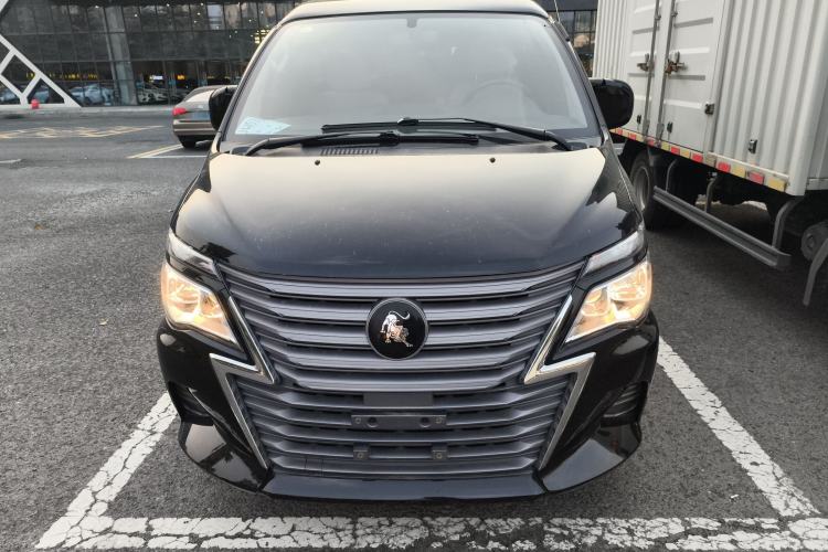 Used FORTHING Lingzhi 2023 M5L 1.6L Base Model 7 Seats