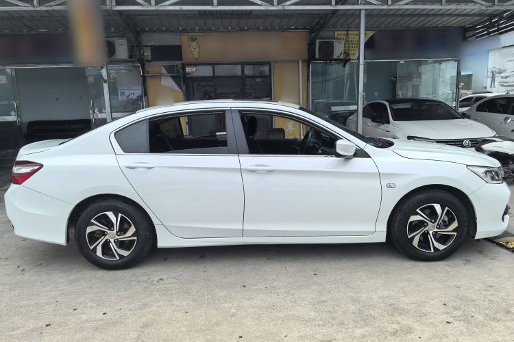 Used Honda Accord 2016 2.0L Comfort Edition
