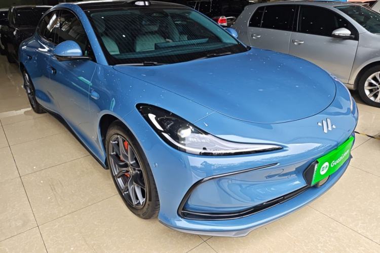 Used  L6 2024 Max Standard Edition
