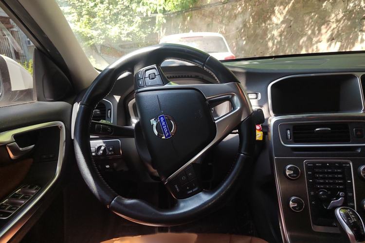 Used Volvo S60 2014 S60L T5 Intelligent Drive Edition
