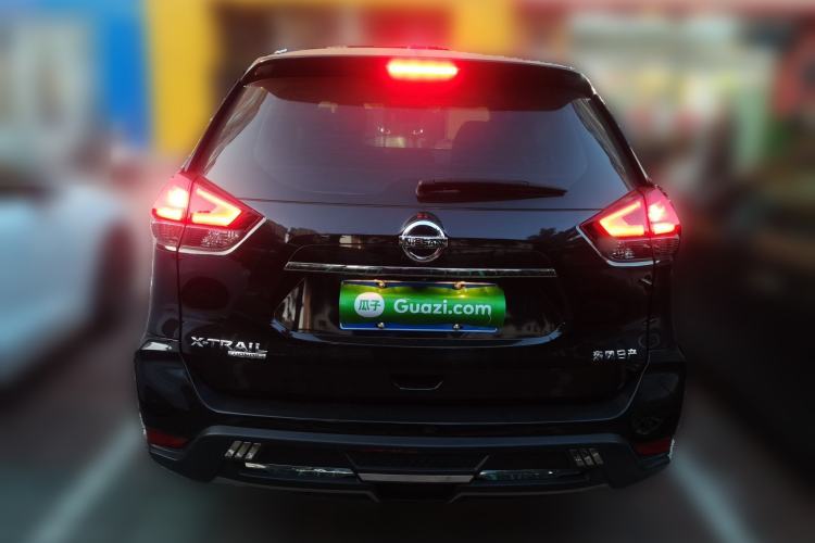 Used Nissan X-Trail 2023 Classic 2.0L Two-Wheel Drive Smart Connect Premium Edition
