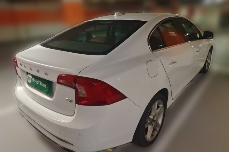 Used Volvo S60 2015 S60L T5 Intelligent Drive Edition
