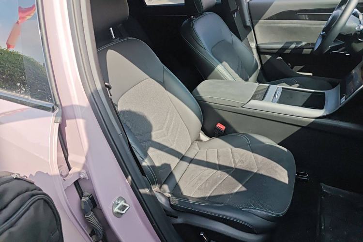 Used  L6 2024 125km Creative Edition
