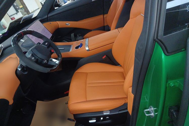 Used  YU7 2025 Ultra-Long Range High-Performance All-Wheel-Drive Max Edition
