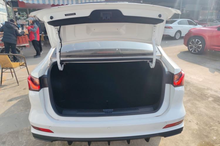 Used Roewe i5 2023 1.5L CVT Luxury Edition