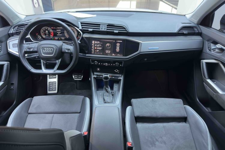 Used Audi Q3 2023 35 TFSI Fashion Dynamic Model (1.4T)