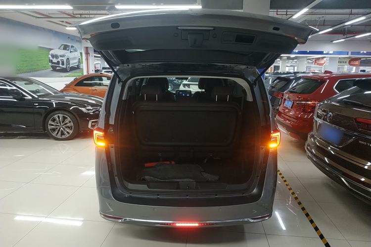 Used Buick GL8 2022 Land Business Class 652T Luxury Model