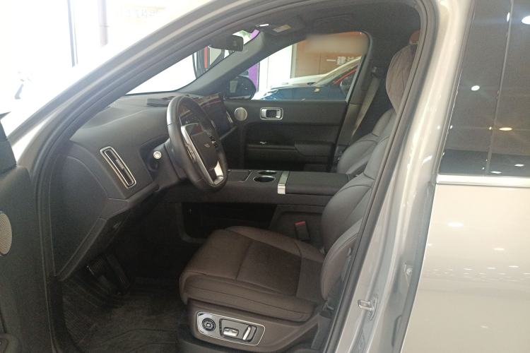 Used Li Auto L9 2022 Max model
