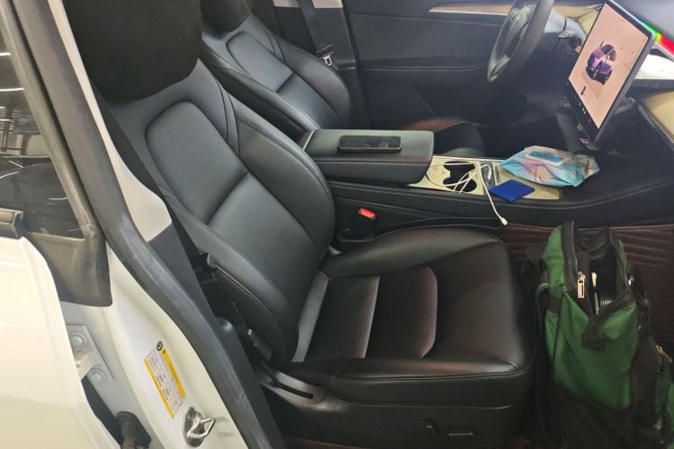 Used Tesla Model Y 2022 Rear-Wheel-Drive Version
