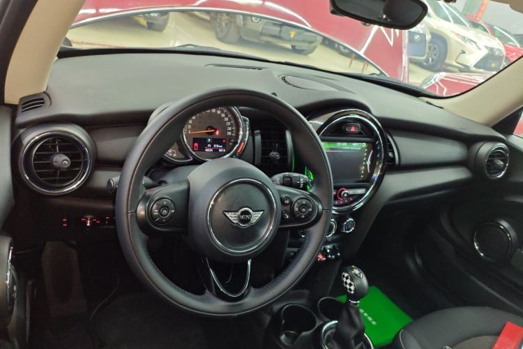 Used  MINI 2016 1.2T ONE Pioneer Edition