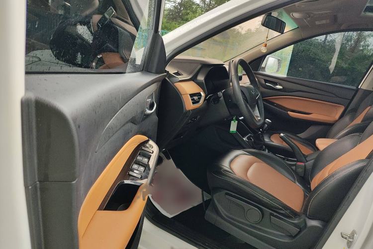 Used Wuling Hongguang S3 2019 Automatic Clutch Version 1.5L Manual Luxury Model China V Standard
