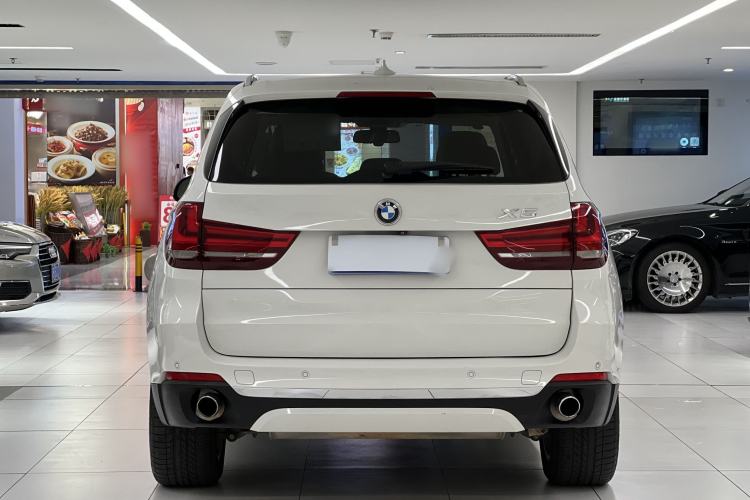 Used BMW X5 2014 xDrive35i Gasoline 7-seater U.S. specification model
