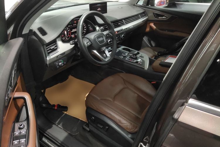 Used Audi Q7 2016 45 TFSI Technology Edition
