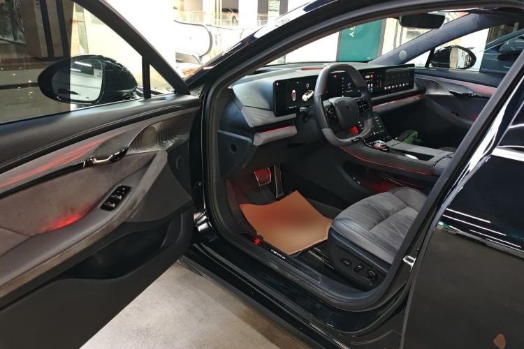 Used VOYAH PASSION 2023 Four-Wheel Drive Long-Range Version
