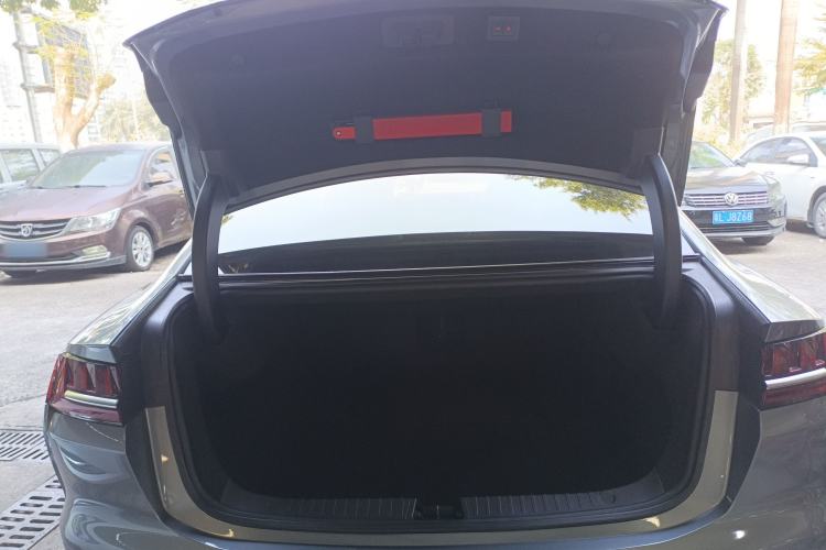 Used BYD Han 2020 EV Four-Wheel Drive High-Performance Flagship Model
