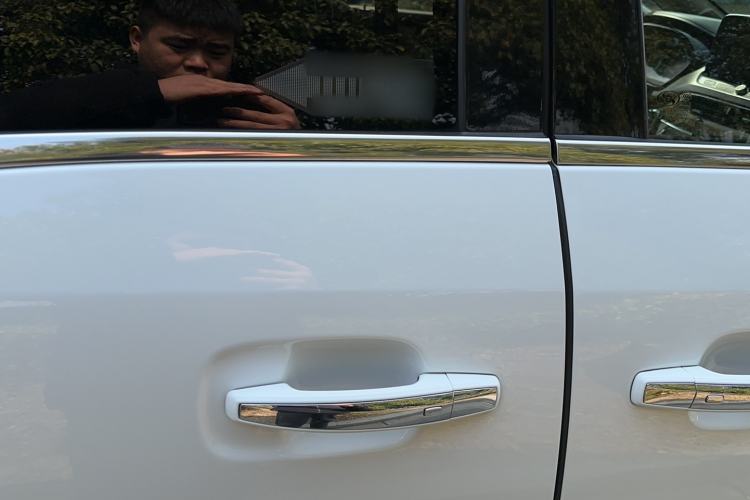 Used Buick GL8 2023 Land Executive Class 652T Luxury Model
