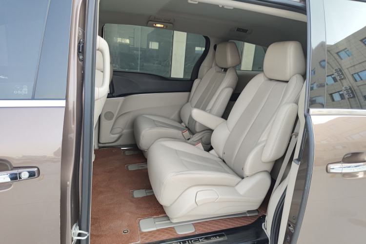 Used Buick GL8 2018 28T Luxury Model China VI Standard
