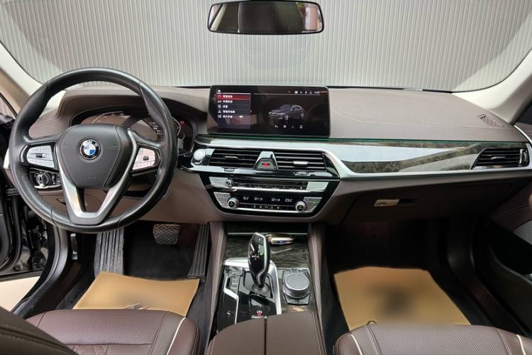 Used BMW 5 Series 2021 Updated Version 525Li Luxury Package
