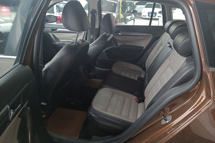 Used Volkswagen Cross Lavida 2014 1.4TSI DSG