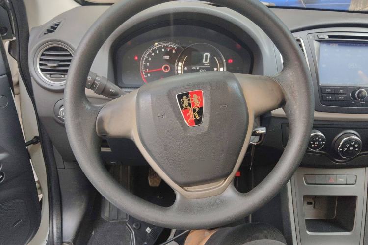 Used Roewe 350 2015 1.5L Manual Luxury Sunroof Edition
