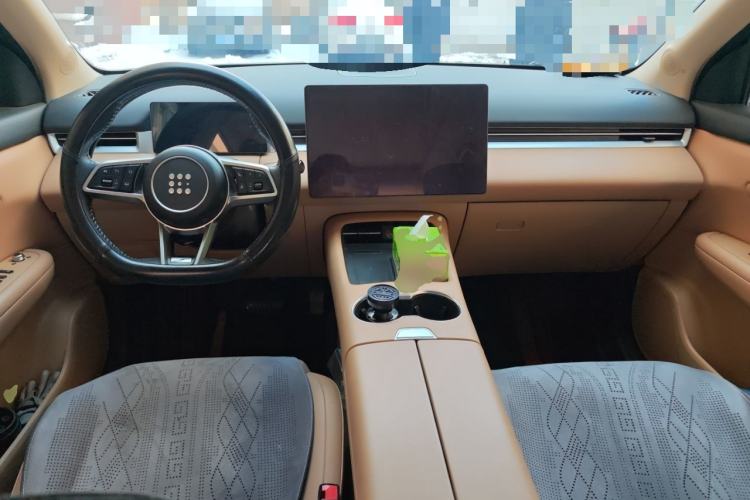 Used  E5 PLUS 2025 165 km Long-Range Version Pro 7-Seater