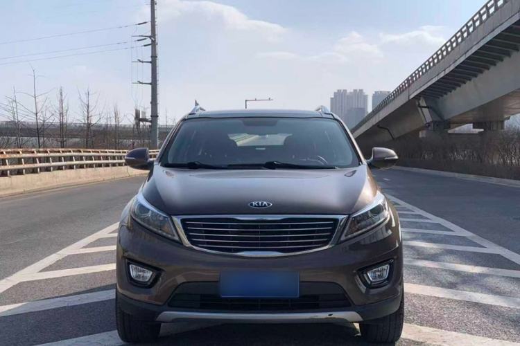 Used Kia Sportage R 2015 2.0L Automatic Two-Wheel Drive DLX Model
