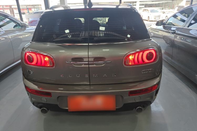 Used  Clubman 2016 Revised Version 2.0T COOPER S Connoisseur Edition
