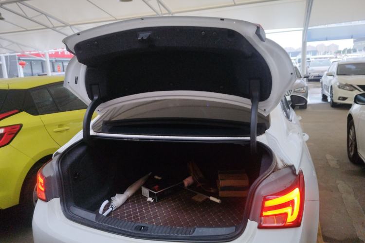 Used Buick Verano 2019 Sedan 20T Dual-Clutch Leading Model