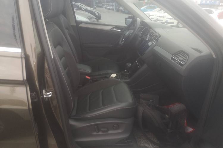 Used Volkswagen Tiguan L 2018 330TSI Automatic Two-Wheel Drive Luxury Edition
