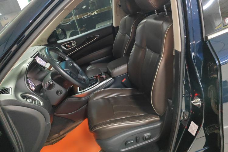 Used Infiniti QX60 2016 2.5 S/C Hybrid Two-Wheel-Drive Excellence Edition China V Standard
