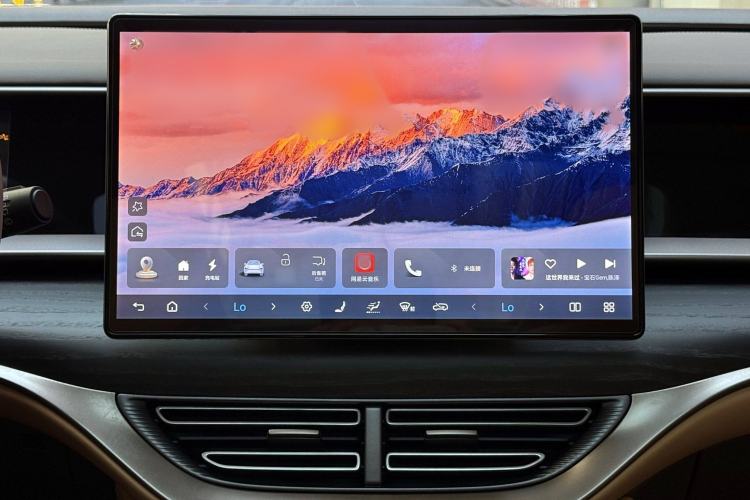 Used Denza D9 2022 DM-i 970 Four-Wheel Drive Flagship Model
