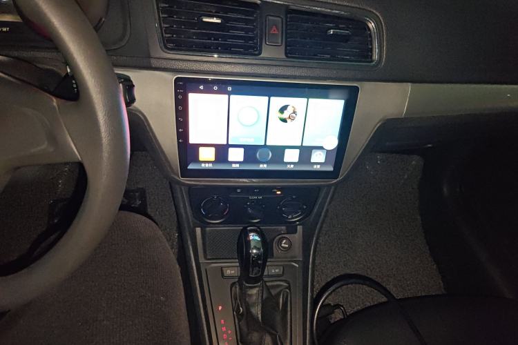 Used Volkswagen Lavida 2015 1.6L Automatic Fashion Edition