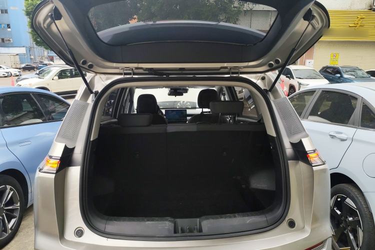 Used AION Y 2023 Plus 510 Enjoy Edition
