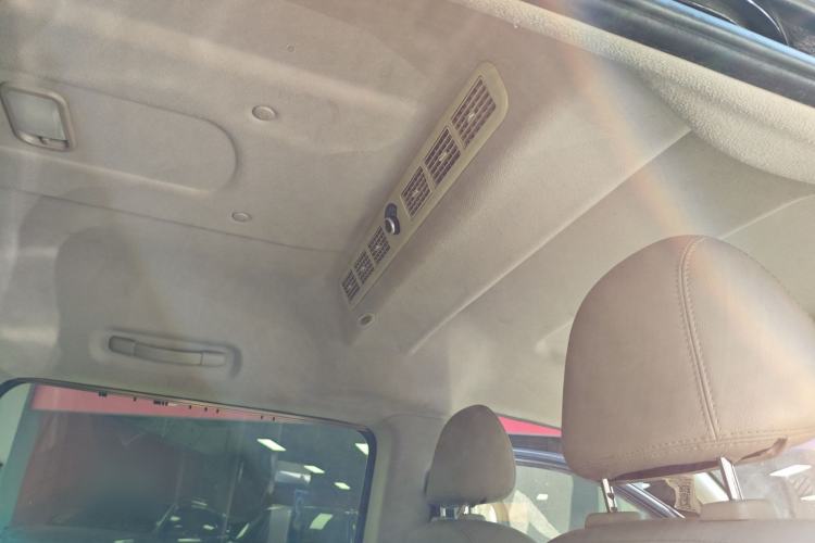 Used FORTHING Lingzhi 2020 M5L 1.6L Luxury 7-Seater