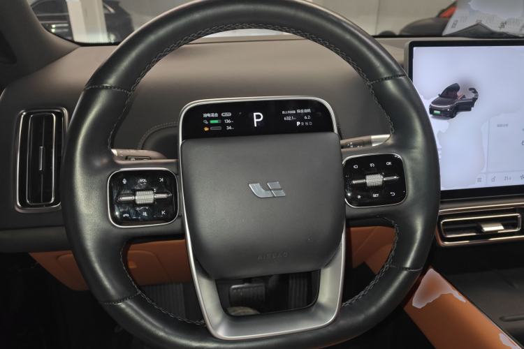 Used Li Auto L8 2023 Pro Model
