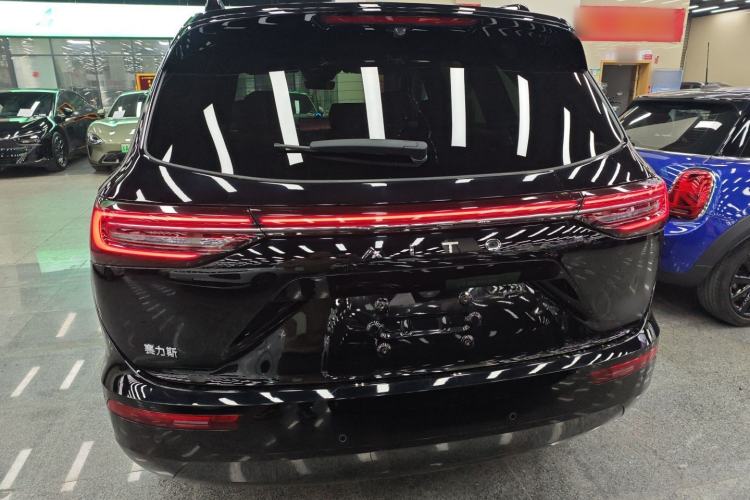 Used Hima AITO M7 2024 1.5T Intelligent Drive 4WD Ultra Version 5 Seats
