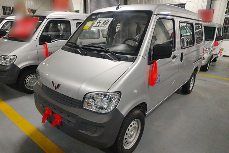 Used Wuling Zhiguang 2023 1.5L Practical Version 5/7 Seats