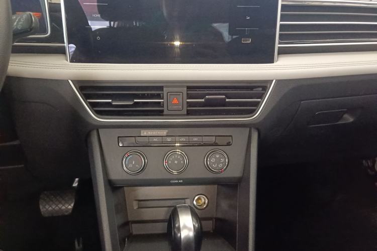 Used Volkswagen Tiguan L 2022 330TSI Automatic Two-Wheel Drive Smart Edition