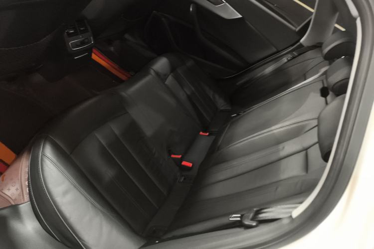 Used Audi A4L 2019 40 TFSI Fashion Edition China VI Emission Standard