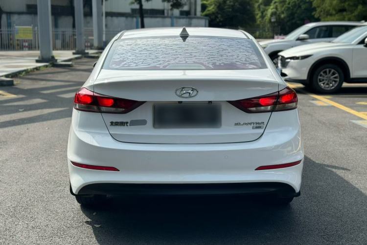 Used Hyundai Elantra 2016 1.6L Automatic ZhiXuan – Elite Version
