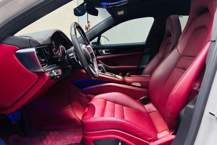 Used Porsche Panamera 2017 Panamera 4 Executive Long Wheelbase 3.0T
